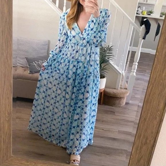 Rococo Sand Blue White Patterned Maxi Dress - Picture 6 of 6